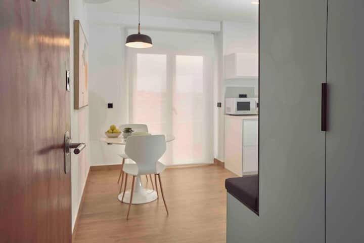 Apartament Con Terraza En El Centro De
